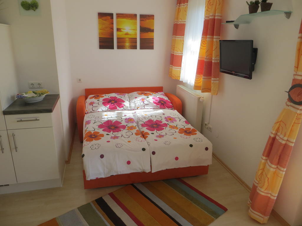 Ferienwohnung Brigitte Perner Nussdorf am Attersee Chambre photo