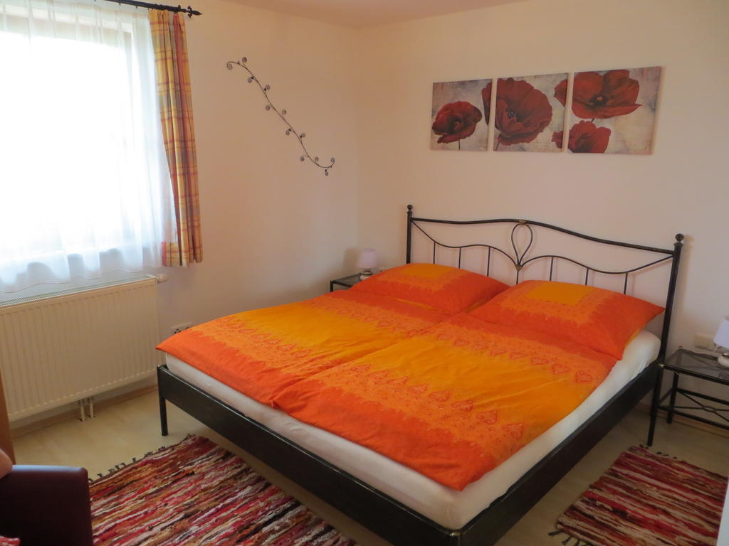 Ferienwohnung Brigitte Perner Nussdorf am Attersee Chambre photo